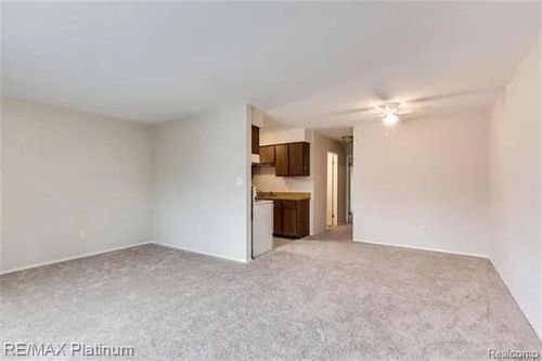 23314 N Dixboro Rd, South Lyon, MI, 48178-9228 | Card Image