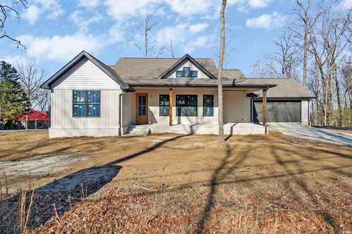 124 Markham Ln, Crossville, TN, 38558-2655 | Card Image