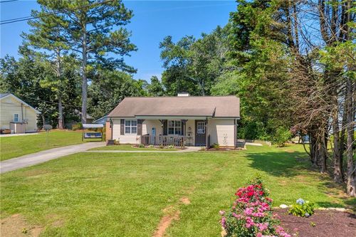 2560 Fairlane Dr, Cumming, GA, 30041-8738 | Card Image