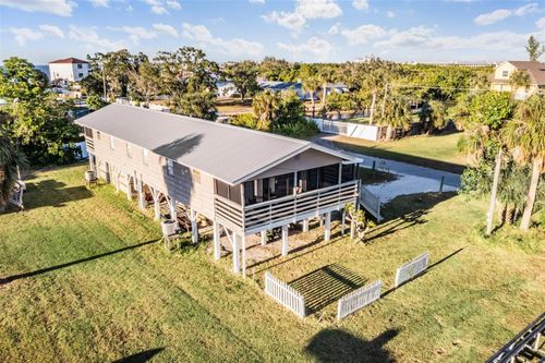 208 S Canal St, RUSKIN, FL, 33570-3036 | Card Image