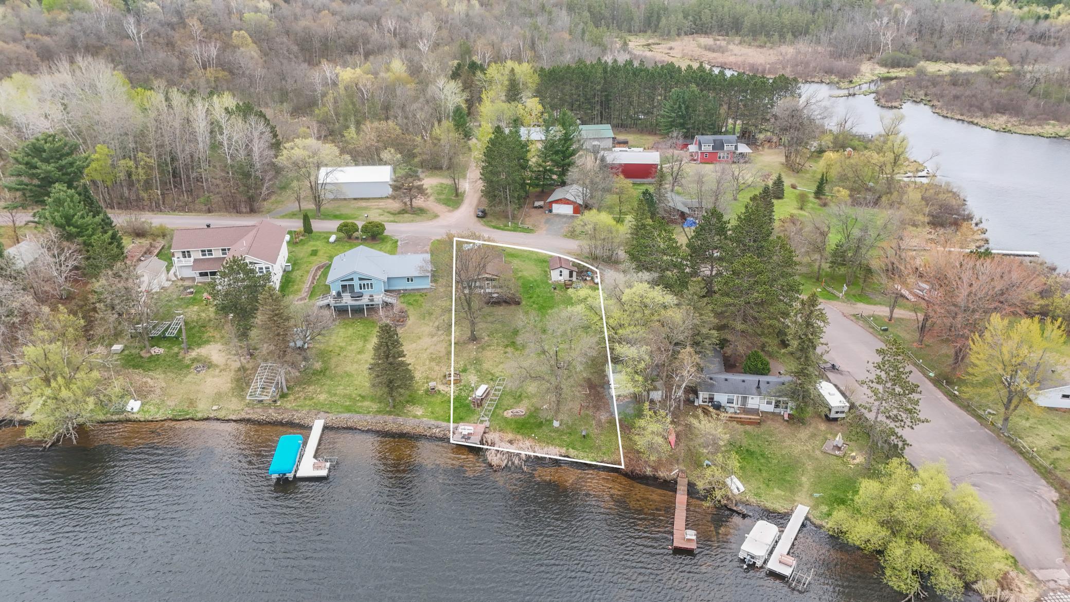 Residential in Luck 2