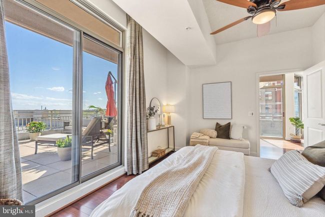 UNIT-1050 - 3650 S Glebe Rd, Condo with 2 bedrooms, 2 bathrooms and null parking in ARLINGTON VA | Image 25
