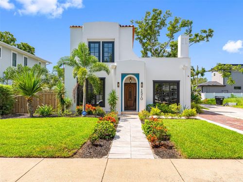 1570 48th Ave N, ST PETERSBURG, FL, 33703-3528 | Card Image