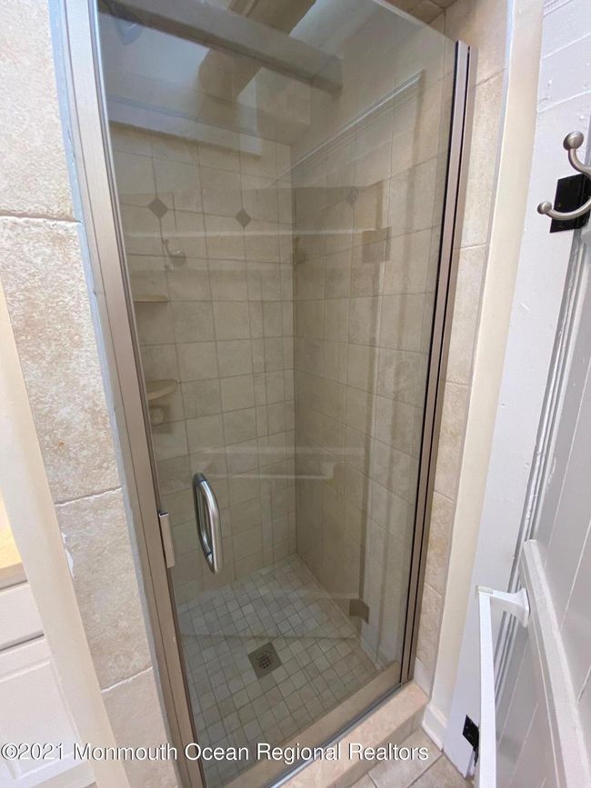 372 Lake Ave, House other with 4 bedrooms, 2 bathrooms and null parking in Oakhurst NJ | Image 6