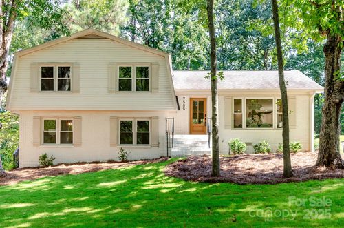 7506 Kilcullen Dr, Charlotte, NC, 28270-2212 | Card Image