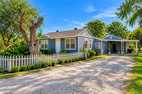 2707 Avenue K, Ingleside, TX, 78362-6319 | Card Image