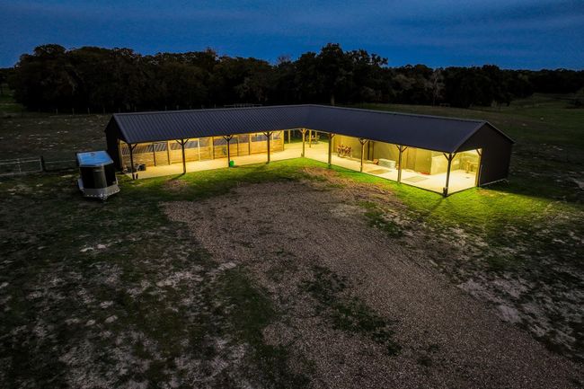 1224 Haines Rd, Home with 4 bedrooms, 7 bathrooms and 5 parking in Sheridan TX | Image 37