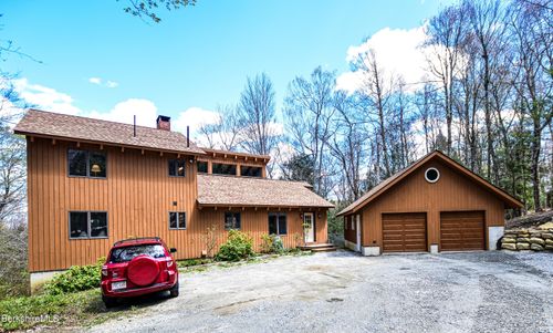 121 Hiawatha Rd, Becket, MA, 01223 | Card Image