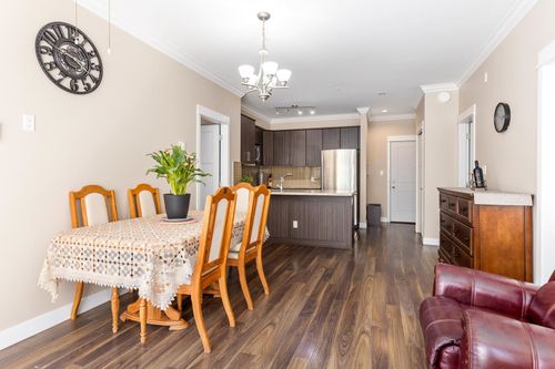 219-6888 Royal Oak Ave, Burnaby, BC, V5J4J2 | Card Image