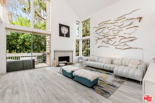 c301-4342 Redwood Ave, Marina del Rey, CA, 90292-6480 | Card Image