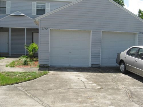1779 Crystal Grove Dr, LAKELAND, FL, 33801-8025 | Card Image