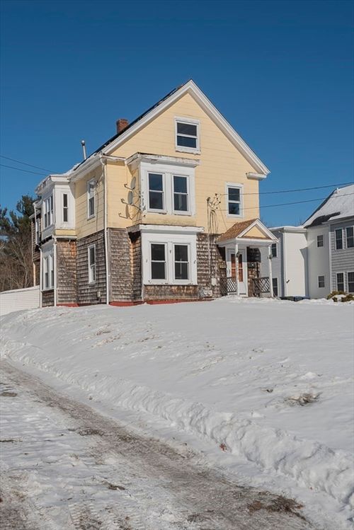 1004 S Franklin St, Holbrook, MA, 02343-2051 | Card Image