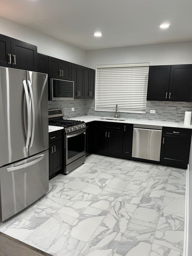 APT-401 - 290 N Westgate Rd, Condo with 2 bedrooms, 2 bathrooms and 2 parking in Mount Prospect IL | Image 6