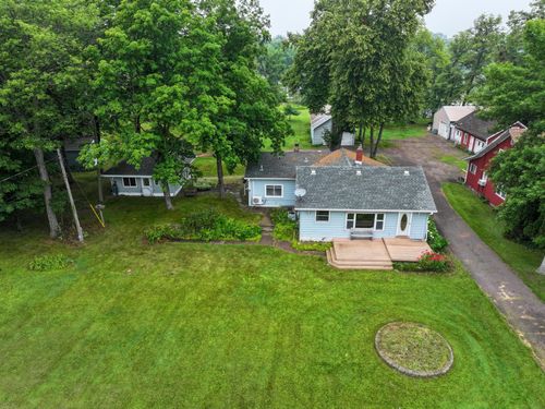910 E Evergreen St, Isle, MN, 56342-4597 | Card Image