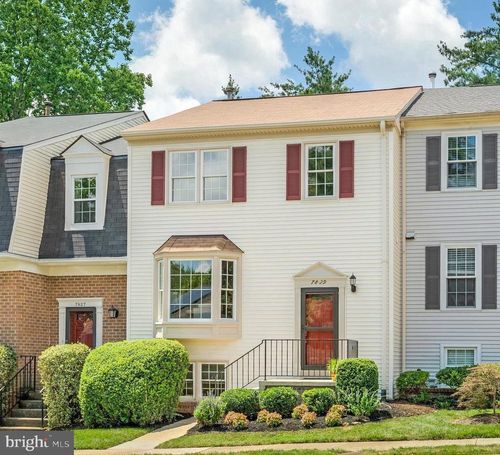 7829 Butterfield Ln, ANNANDALE, VA, 22003-1553 | Card Image