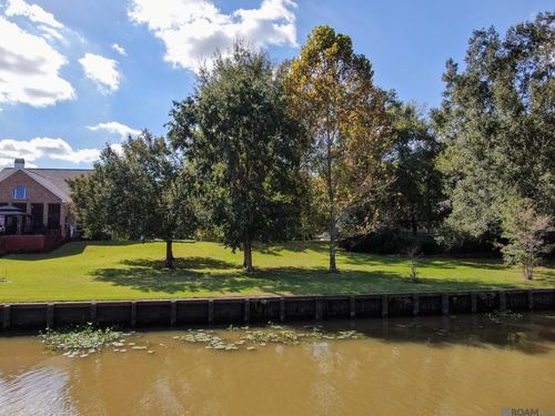 13304 Bayou Terrace Dr, Saint Amant, LA, 70774-3822 | Card Image