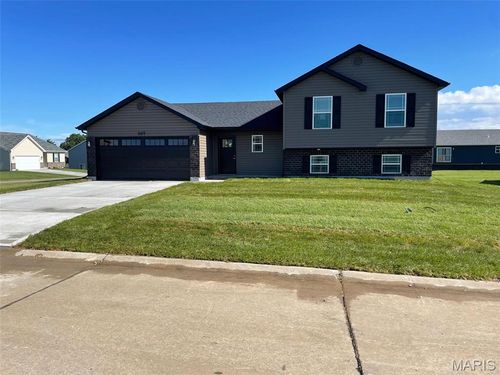 307 Meriadoc Ln, Wright City, MO, 63390-3522 | Card Image