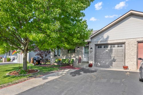 1604 Poplar Ln, Woodstock, IL, 60098-2792 | Card Image