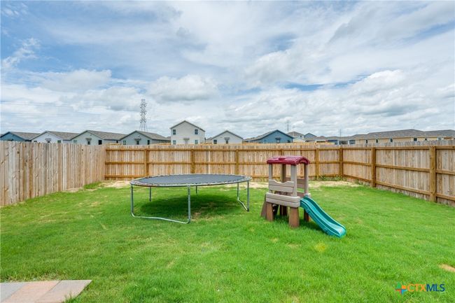 5652 Geronimo Cv, Townhouse with 3 bedrooms, 2 bathrooms and null parking in Seguin TX | Image 21