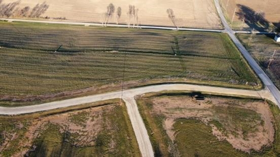 Land in Clarno 3