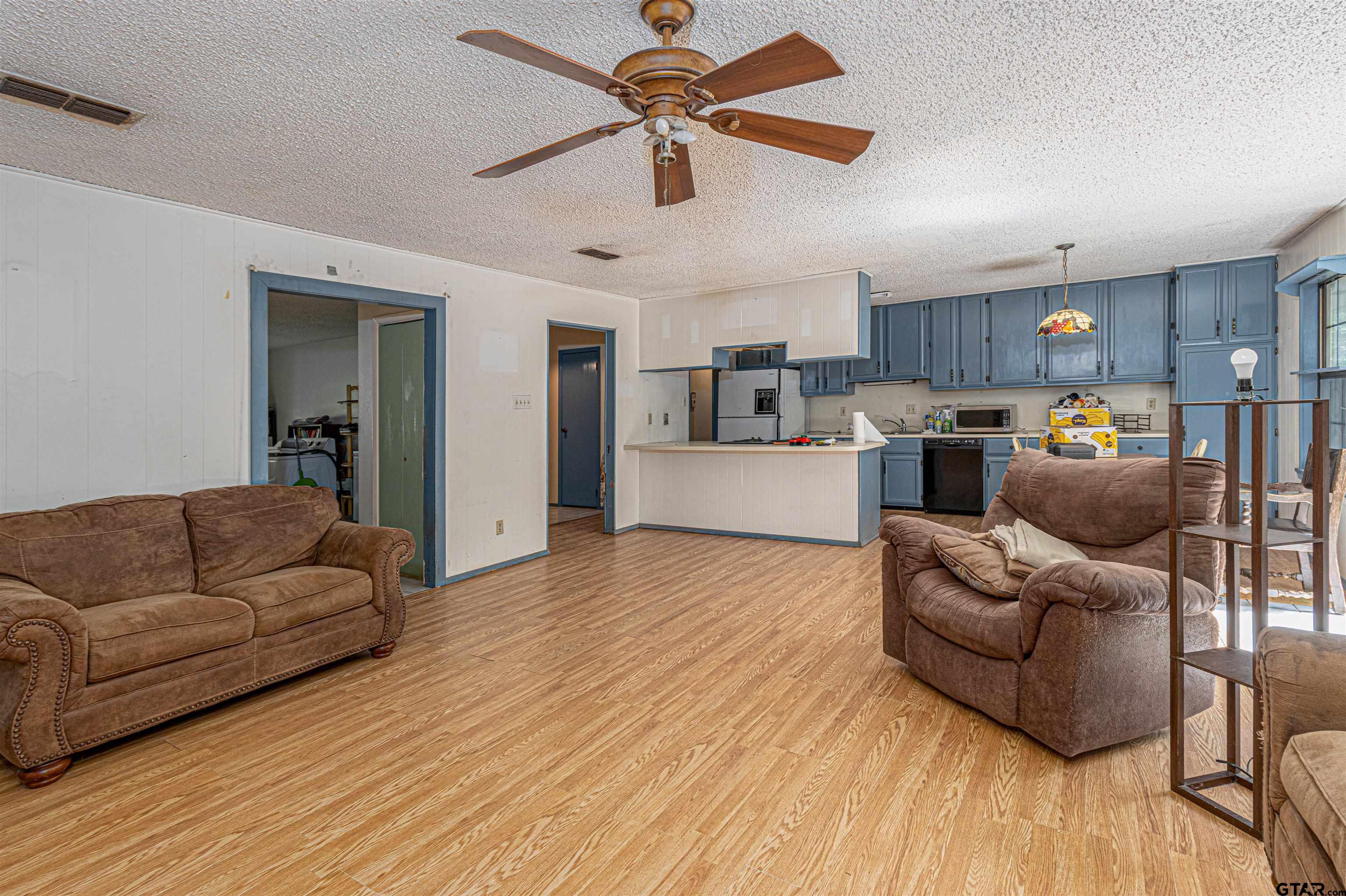 Residential in Hideaway 5