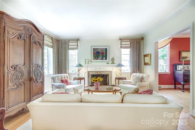 1021 Isleworth Ave, House other with 4 bedrooms, 4 bathrooms and null parking in Charlotte NC | Image 6