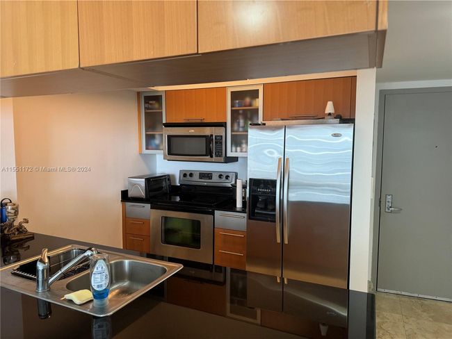 APT-4109 - 1750 N Bayshore Dr, Condo with 1 bedrooms, 1 bathrooms and null parking in Miami FL | Image 4