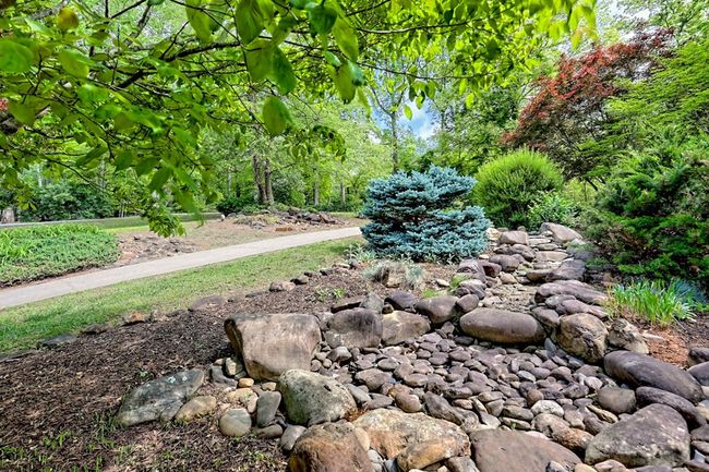 2403 Hidden Valley Rd, Home with 3 bedrooms, 3 bathrooms and 2 parking in Hiawassee GA | Image 85