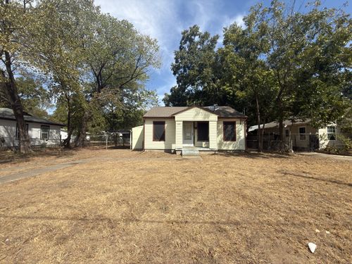 8367 Transit St, Dallas, TX, 75217-7047 | Card Image