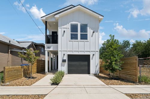 803 Indiana St, San Antonio, TX, 78210-2029 | Card Image