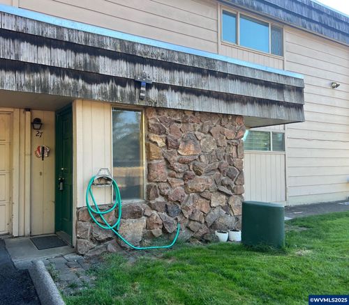 2727 Gateway St, Springfield, OR, 97477-1194 | Card Image