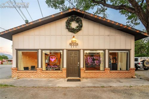 111 Mill Ave, BUENA VISTA, CO, 81211-9566 | Card Image