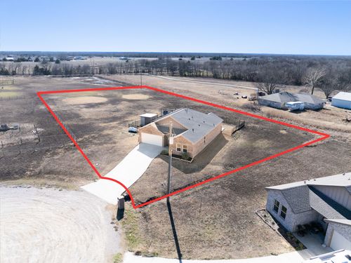 315 Delatorre St, Trenton, TX, 75490 | Card Image