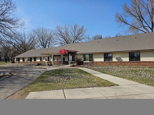 611 Main St S, Renville, MN, 56284-1816 | Card Image