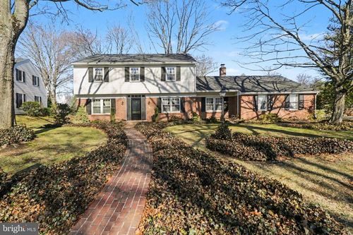 2 Plymouth Cir, HERSHEY, PA, 17033-1845 | Card Image