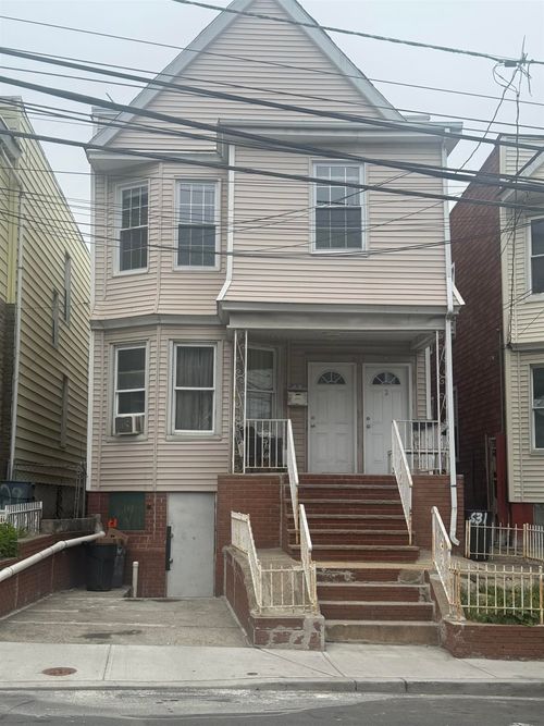 2-631 Garfield Ave, Jersey City, NJ, 07305-4223 | Card Image