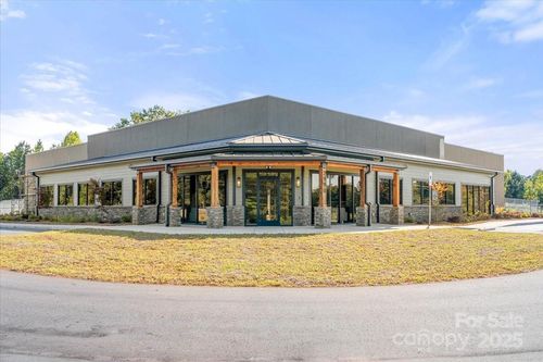 2990 Brantley Rd, Kannapolis, NC, 28083-6412 | Card Image