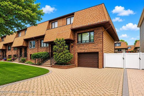 833 Rensselaer Avenue, Staten Island, NY, 10309 | Card Image