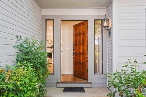 1260 Sierra Village Pl, San Jose, CA, 95132-2777 | Card Image