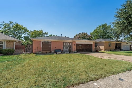 2219 Mccutcheon Ln, Dallas, TX, 75227-8335 | Card Image