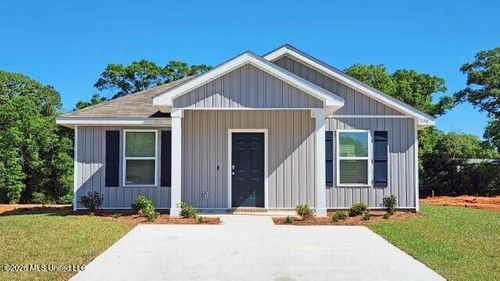 15360 7th St, Gulfport, MS, 39503-3157 | Card Image