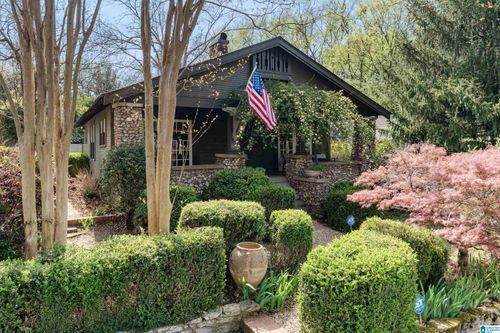 620 49th St S, BIRMINGHAM, AL, 35222-3030 | Card Image