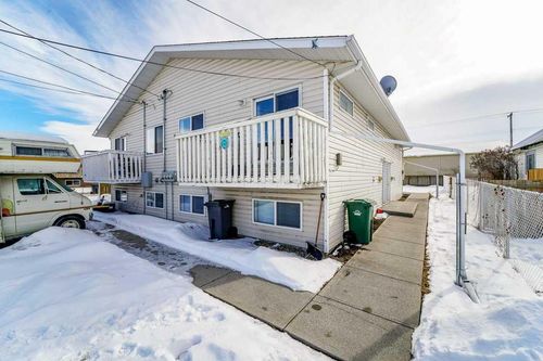 4912 56 St, Innisfail, AB, T4G1R2 | Card Image