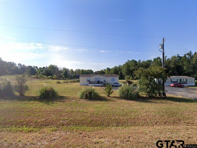 Residential Lease in Lindale