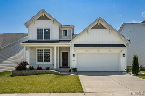 223 Randlin Dr, Lake St Louis, MO, 63367-6482 | Card Image