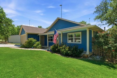 232 El Lago Rd, Chico, TX, 76431-2031 | Card Image