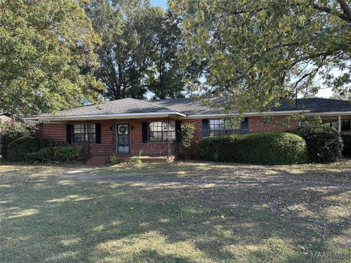 225 Merrimac Dr, Selma, AL, 36701-7052 | Card Image