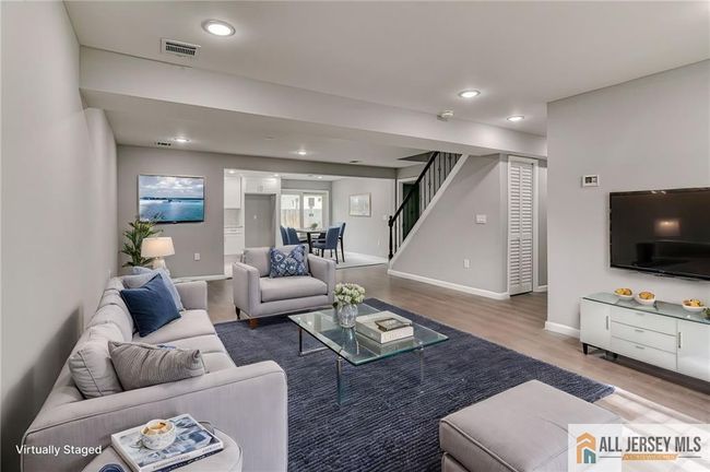 537 Lorraine Ave, House other with 4 bedrooms, 3 bathrooms and null parking in Middlesex NJ | Image 6