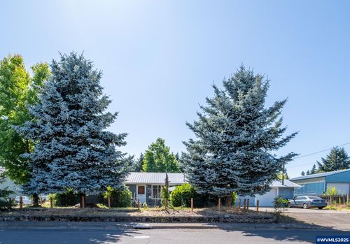 940 28th Av, Sweet Home, OR, 97386 | Card Image