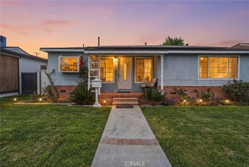 18149 Saticoy St, Reseda, CA, 91335-3141 | Card Image